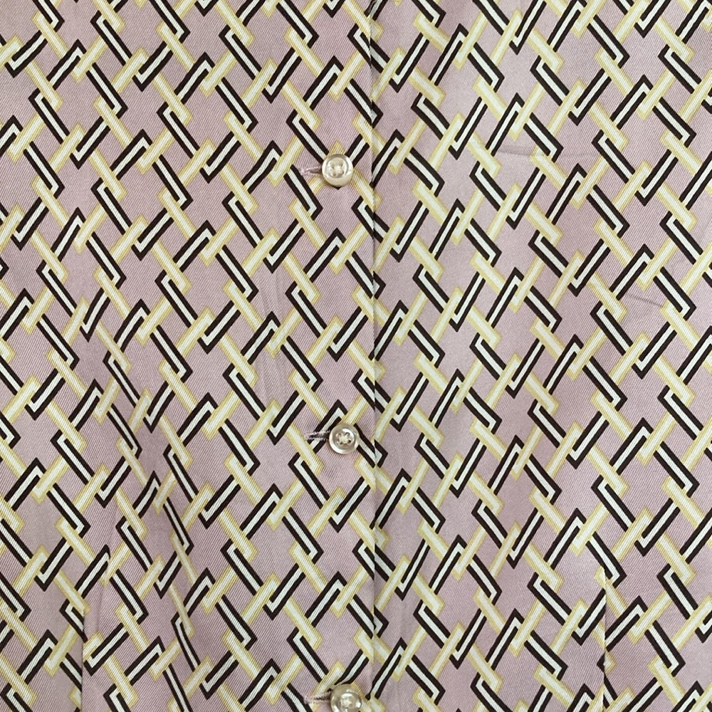 Banana Republic Silk Sleeveless Button down Back Top - Picture 5 of 6